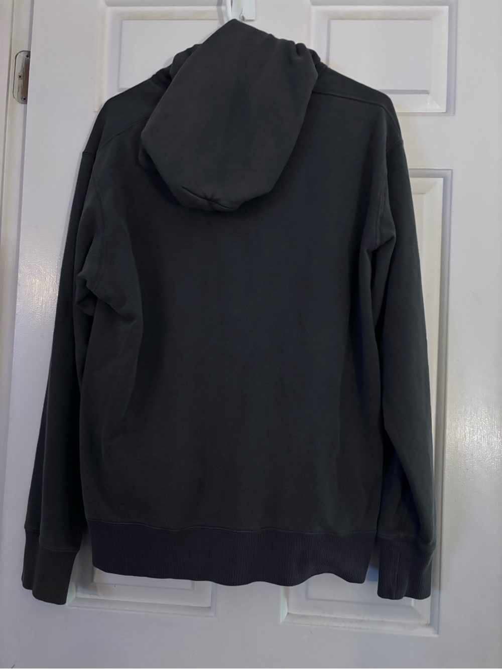 Men's Hooded Sweatshirt with Gradient Flame Graphic - - Picture 4 of 4